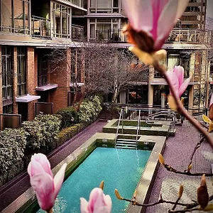 Hotel L'hermitage, Vancouver