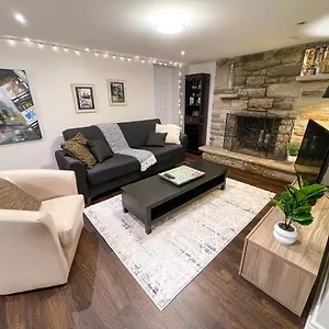 Apartment Spacious & Renovated 1bd W/parking Toronto