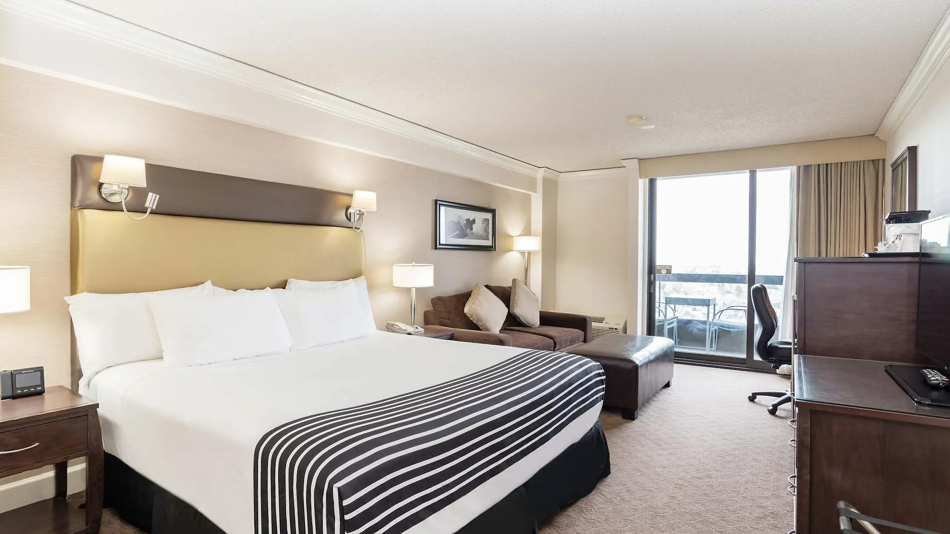Sandman Signature Vancouver Airport Hotel & Resort Richmond