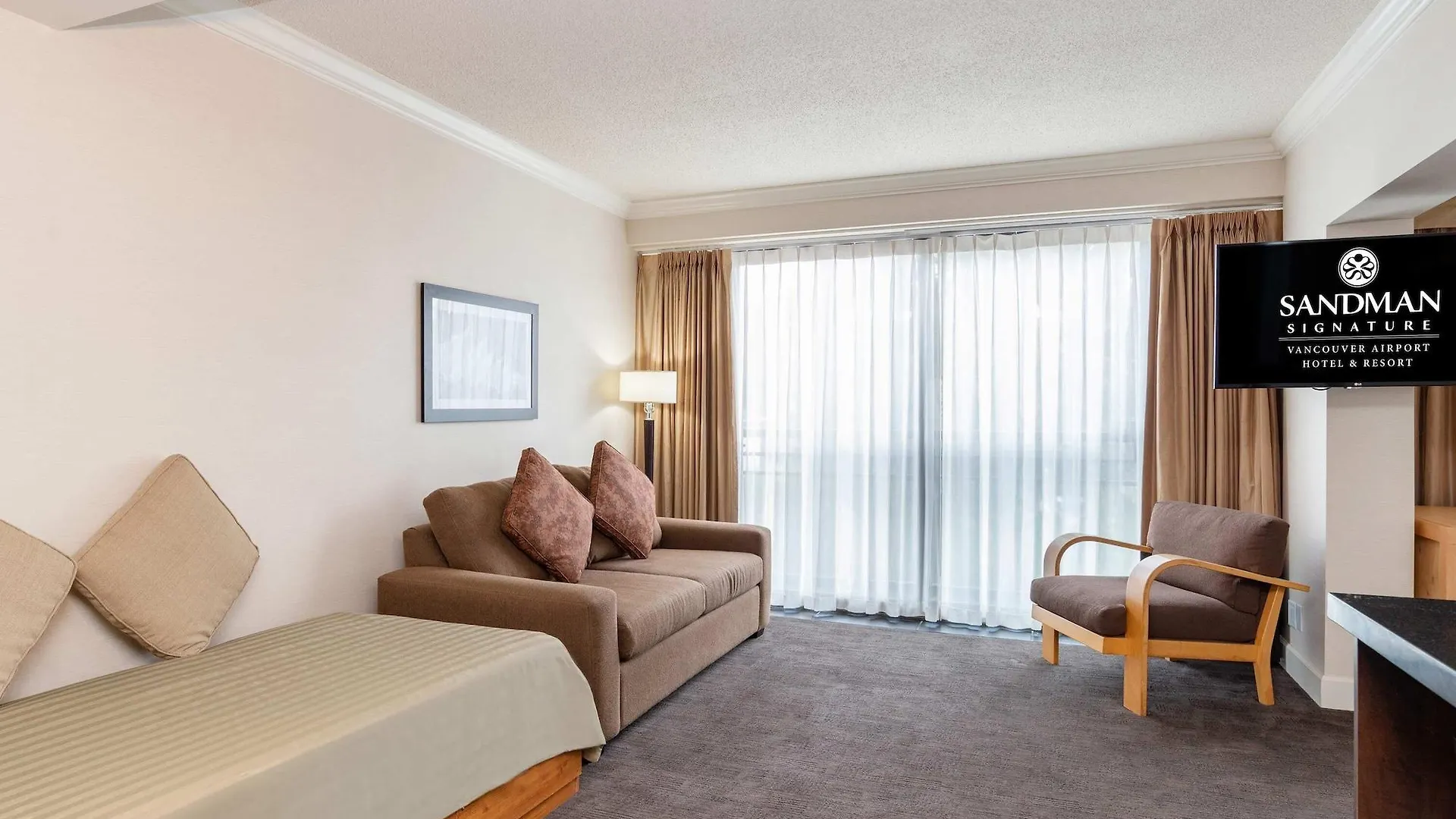Sandman Signature Vancouver Airport Hotel & Resort Richmond 4*,  Kanada