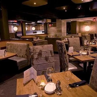 Sandman Signature Vancouver Airport Hotel & Resort Richmond 4*,  Kanada